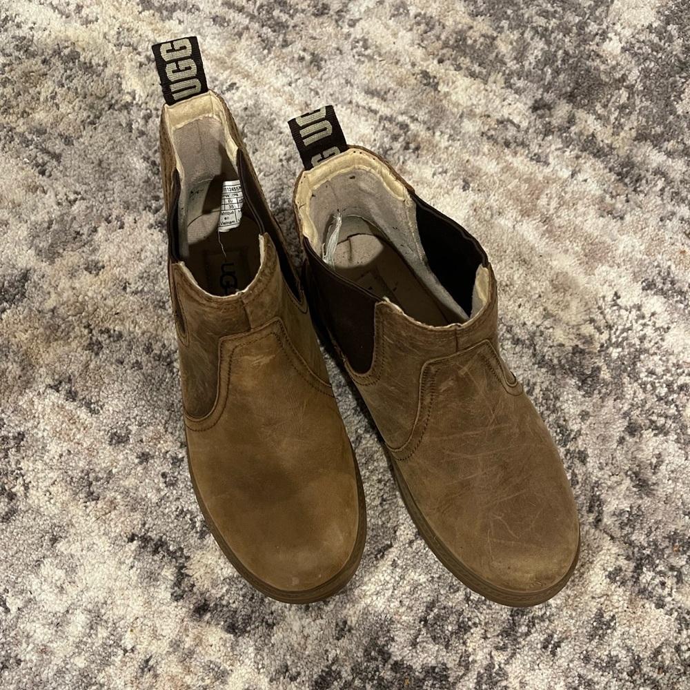 Boys UGG Boots!